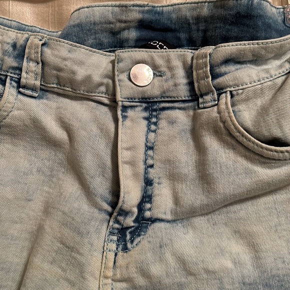 H&M Jean Shorts - Picture 6 of 7
